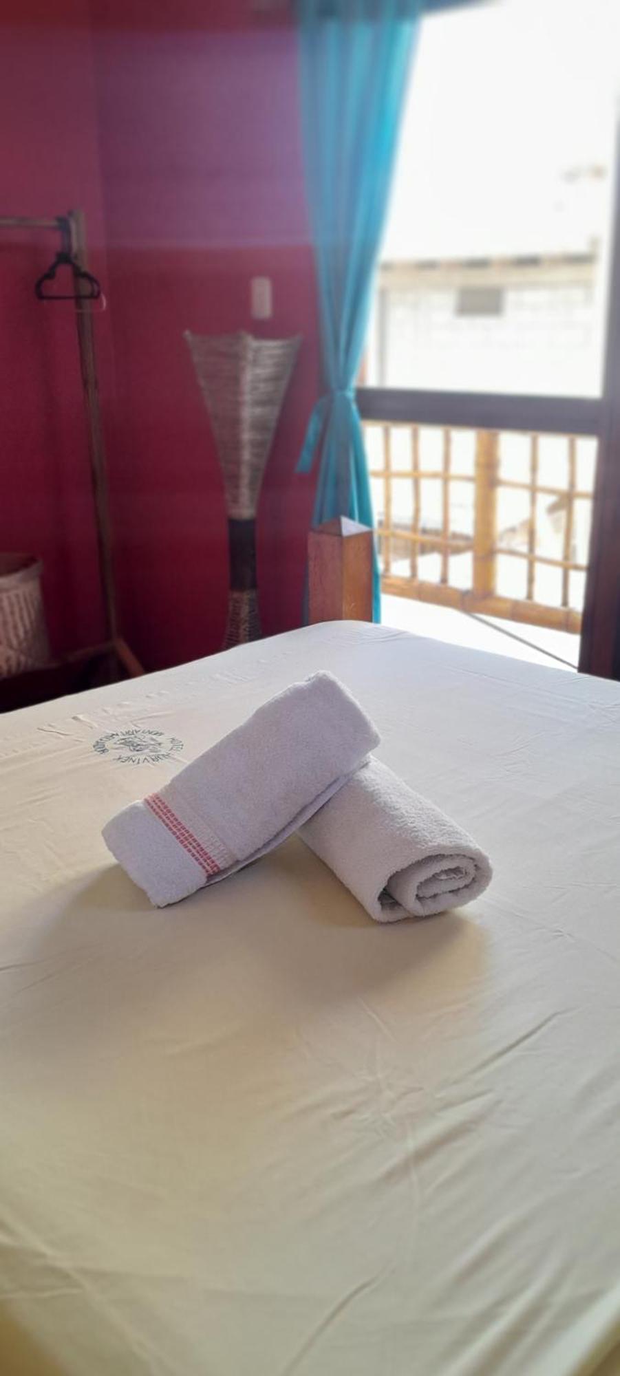 Hotel Boutique Hurvinek Montañita Kültér fotó