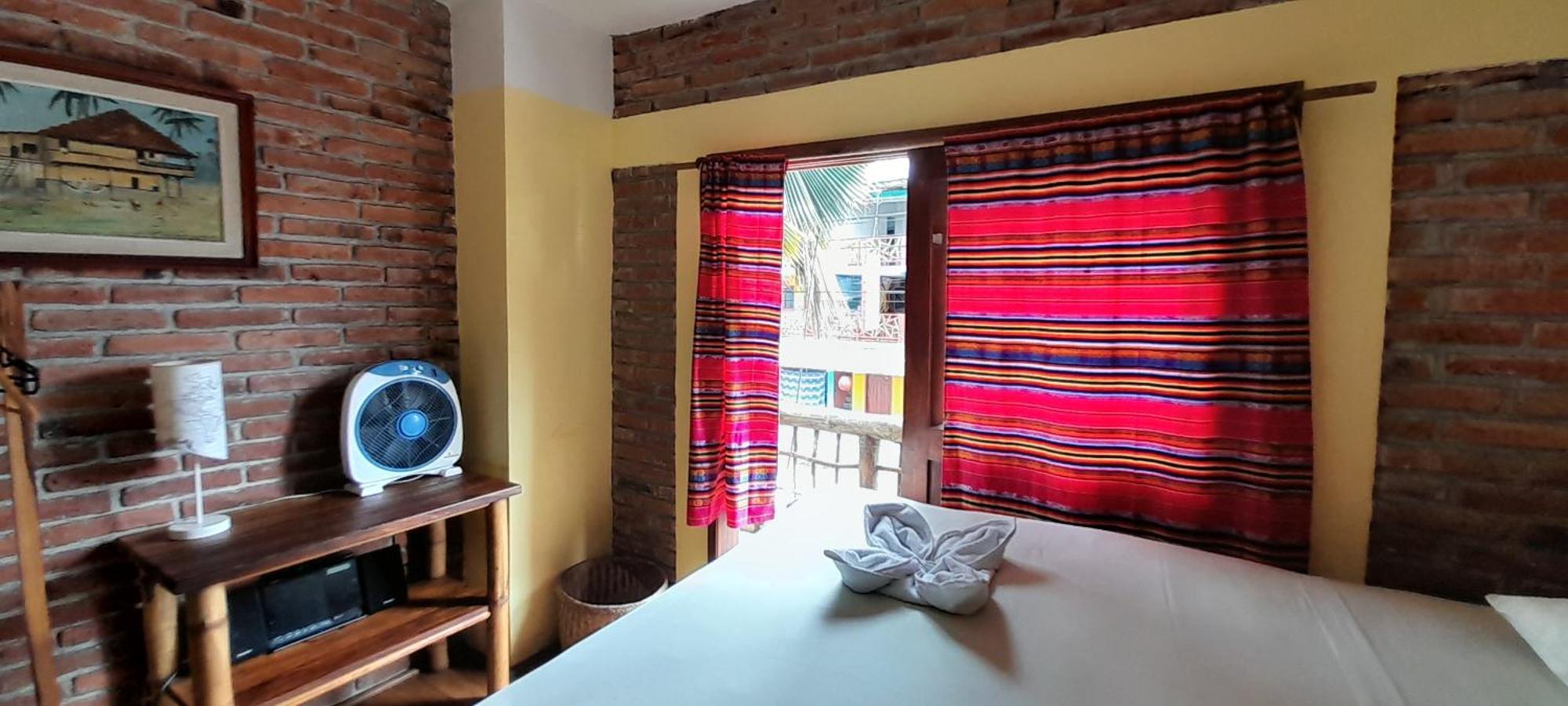 Hotel Boutique Hurvinek Montañita Kültér fotó